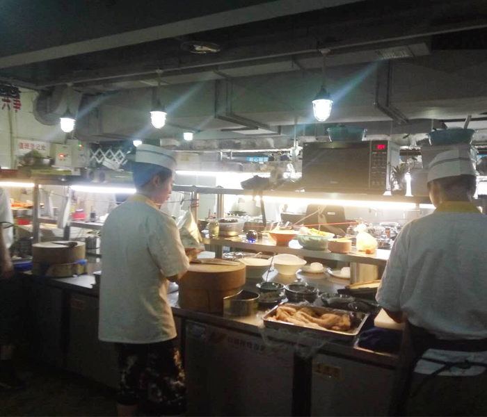 成都香四海中餐厅厨房设备项目图片2