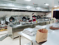 成都学校厨房设备厂家告诉你大型学校食堂厨房设备包含哪些?