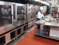 贵阳厨房设备生产厂家告诉你西餐厅厨房设备有哪些?