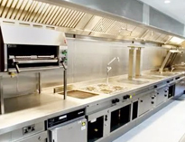 成都大型餐厅厨房设备厂家告诉西餐厅的设计和配置方法