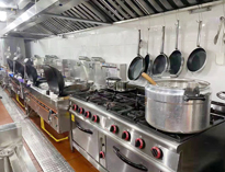 大型商用厨房设备制造厂家告诉你食堂厨房发生火灾的原因