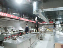 四川厨房设备十强公司告诉你商用厨房设备的保养和选购方法