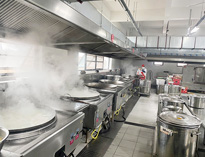 大型食堂厨房设备厂家告诉你食堂厨房设备的特征