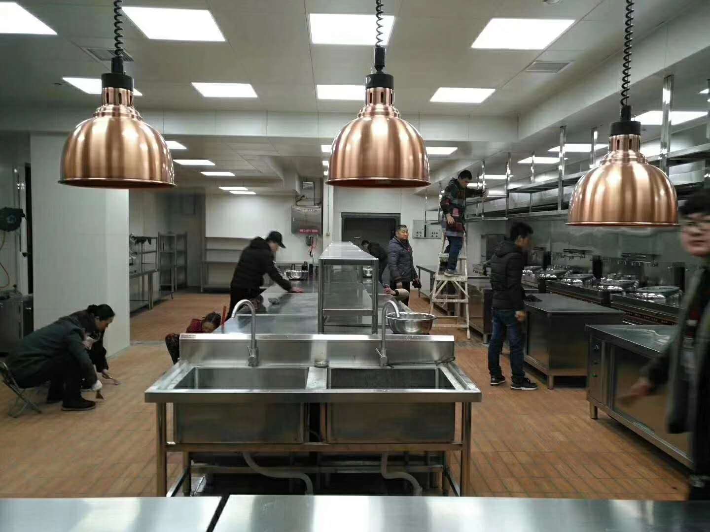 成都学校厨房设备厂家谈厨房卫生标准