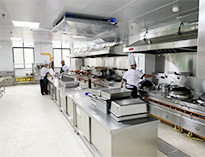 四川学校食堂厨房设备厂家告诉你充分利用空间的方法
