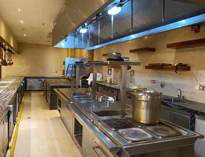 四川商用厨房设备厂家告诉你商用厨房需要哪些设备