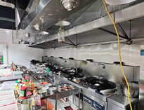 厨房设备供应厂家告诉你不锈钢厨具设备的清洗方法